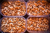 WALNUT HALVES & PIECES (16oz)