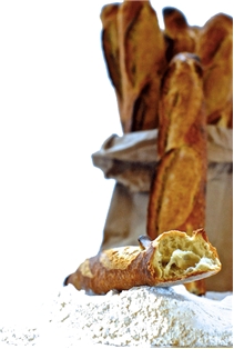 A&amp;V Artisanal Baguette