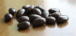 A&amp;V Chocolate Covered Almonds Dark