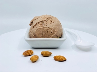A&amp;V Almond Gelato (18oz)
