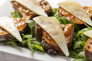 Cran Raisin Toast With Manchego &amp; Fig Jam