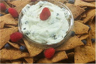 Cannoli Chip &amp; Dip Platter (Large)